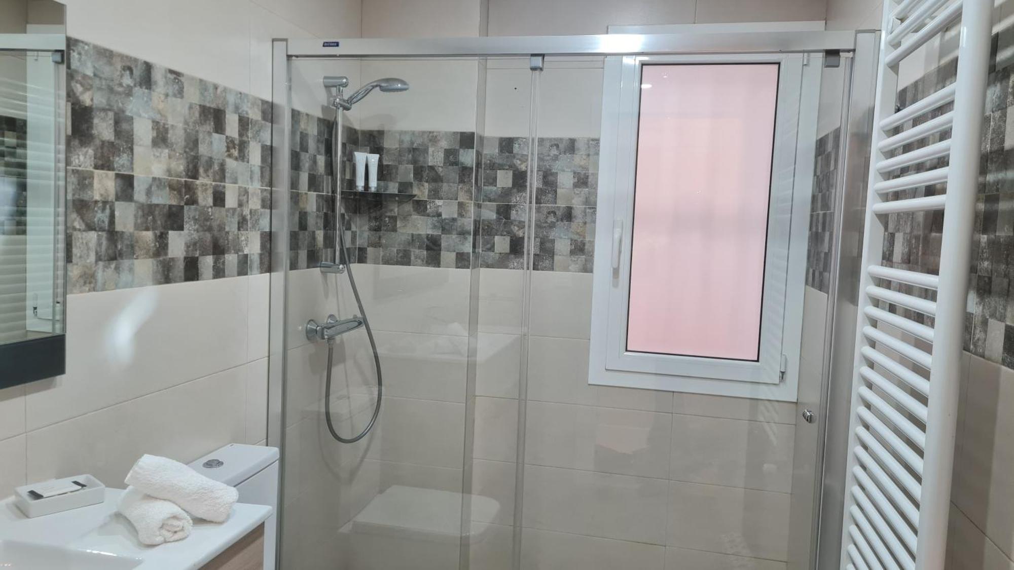 Casillas Bulevar Apartment Burgo